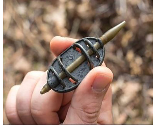 Кормушка Preston In-Line Dura Flat Method L 45 г