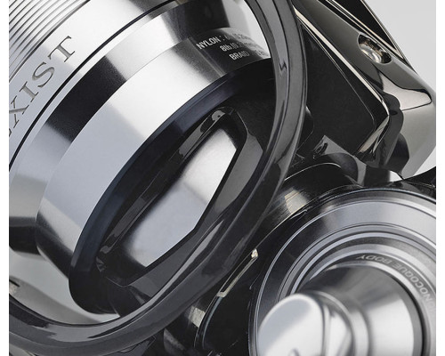 Катушка спиннинговая Daiwa 18 Exist G LT 2000D-P