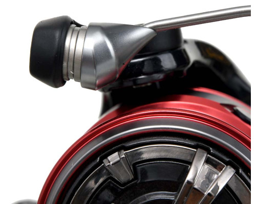 Катушка спиннинговая Azura Sawada 2000S